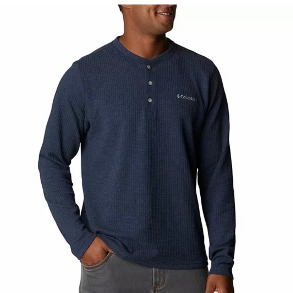 COLUMBIA Men’s Blue Long Sleeve Button Front Shirt. EUC